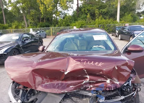 2018 Buick Regal Sportback Essence from USA, damaged, VIN W04GP6SX4J1100843